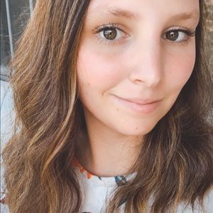 Meet your Posher, Kayla